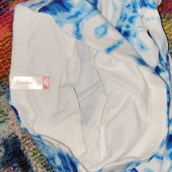 No Boundaries Tub Top - Picture 2 of 2